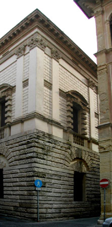 3131pan Vicenza_ Palazzo Thiene.jpg